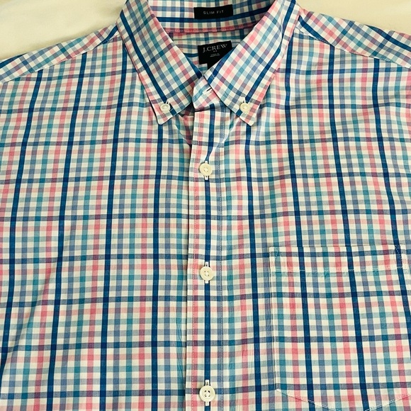 J Crew Men’s button front long sleeve shirts.  Lot of 6 slim fit size medium - Picture 6 of 7